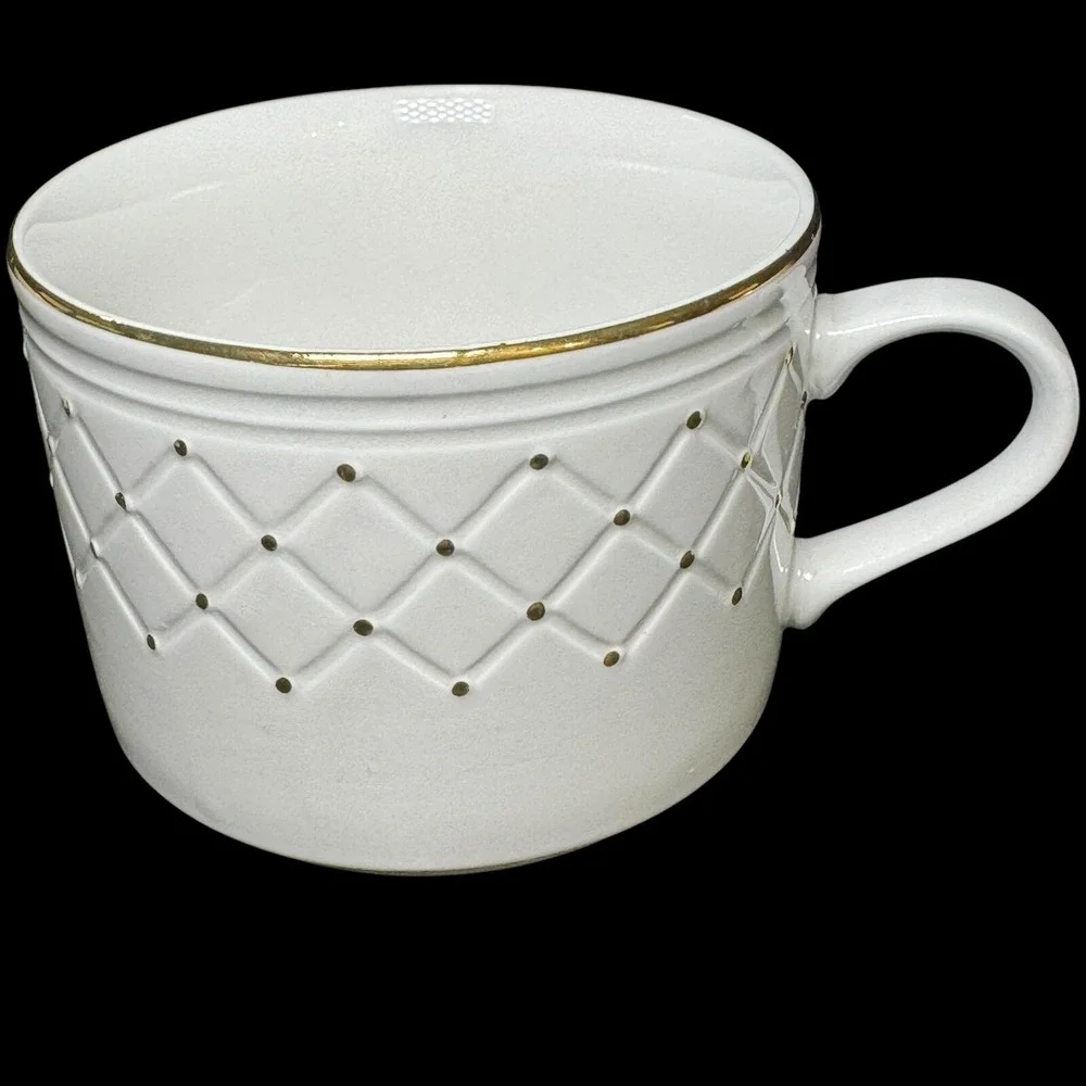 Gibson Golden Basket Flat Coffee Cup White and Gold Set of 4